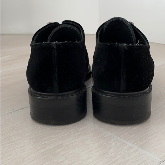 Stuart Weitzman Oxford Shoes - Picture 7 of 8